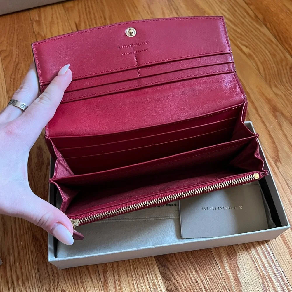 Burberry wallet - Picture 3 of 8